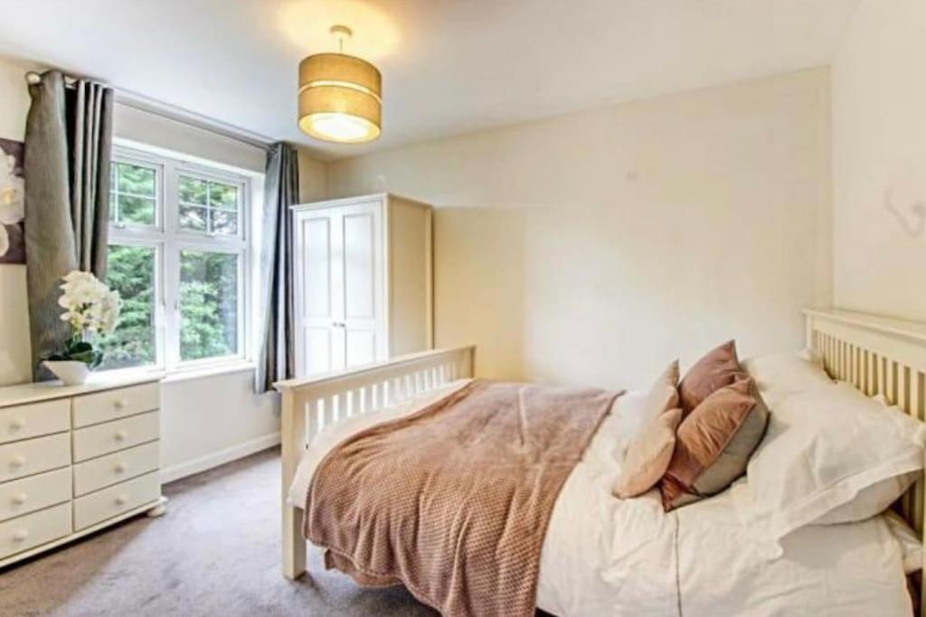 The Wickets - 2 Bedroom Apartment Overlooking Cricket Club Marton-in-Cleveland Exteriör bild