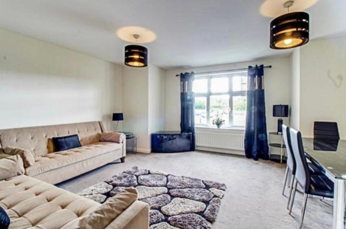 The Wickets - 2 Bedroom Apartment Overlooking Cricket Club Marton-in-Cleveland Exteriör bild